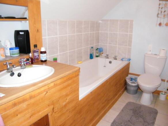 First Floor Bathroom