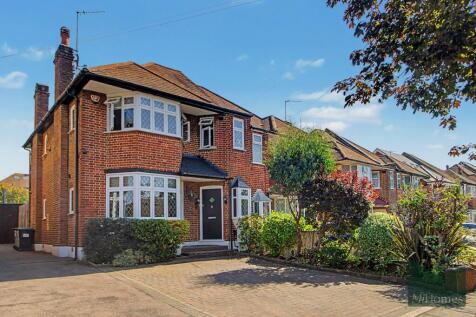 Abbotshall Avenue, London, N14