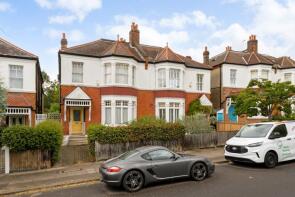 10, Eynella Road, London SE22 8XF