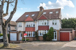 23, Everard Avenue, Hayes, Bromley BR2 7LR