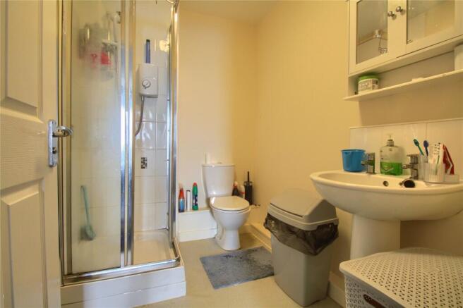 2 bed Flat for sale Image 7