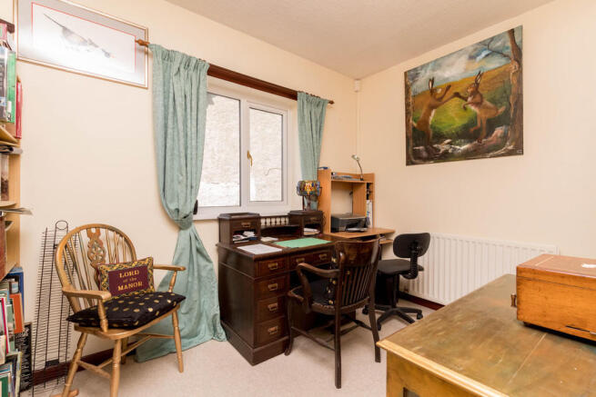 Bedroom 3/Study