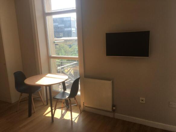 1 bed Apartment to rent Image 5
