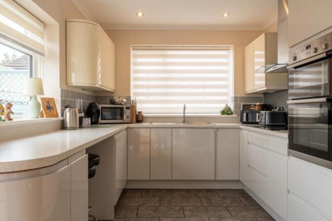 Heol-Uchaf-18_c945-c591-0a3f-d024-374c-049c-4d41-6