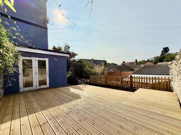 Rear Deck.jpeg