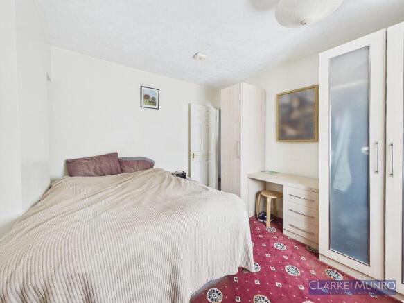3 bed Terraced for sale Image 7