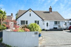 11, Emberley Close, Ferndown BH22 8AH