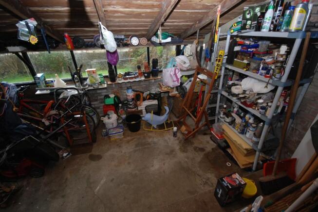 Workshop/Lean To
