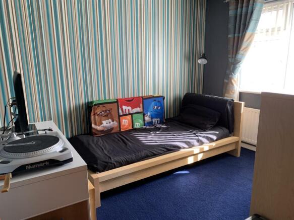 Bedroom2.jpg