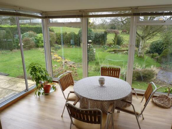 SUN ROOM