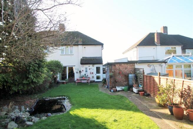 Basildon rear.JPG
