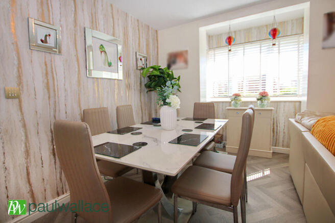 Lounge Dining Area