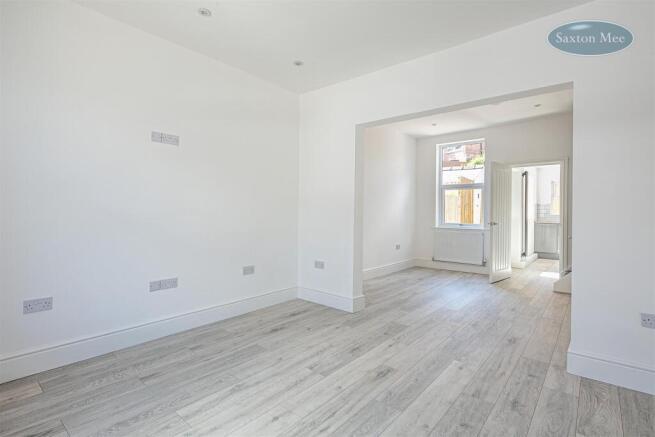 3 bed Terraced for sale Image 6