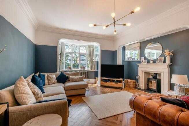8700779-interior04.jpg
