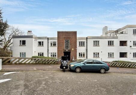 14 The Woodlands, Crystal Palace, London, SE19 3EQ