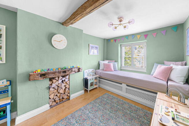3 bed Terraced for sale Image 9