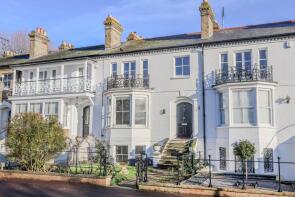 4, Prittlewell Square, Southend-on-sea SS1 1DW