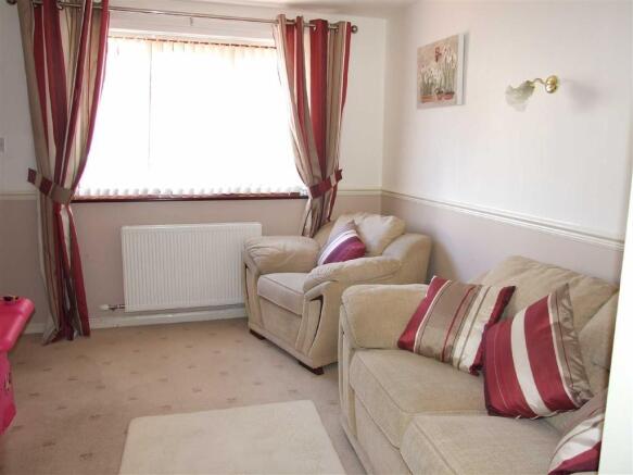 DOWNSTAIRS BEDROOM