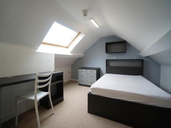 Bedroom 4.JPG
