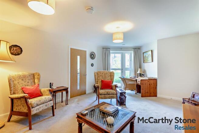 8696768-interior10-800.jpg