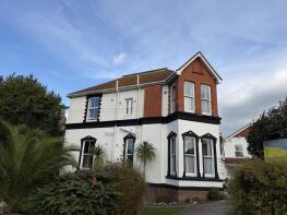 Broadshade Holiday Flats, 9, St Andrews Road, Paignton TQ4 6HA