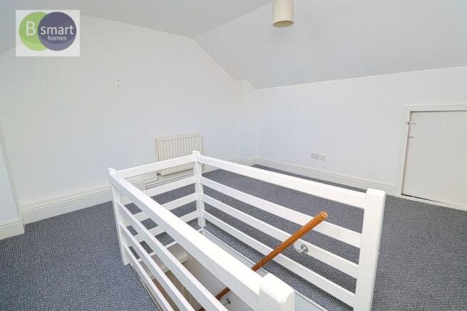 3 bed Terraced to rent Image 8