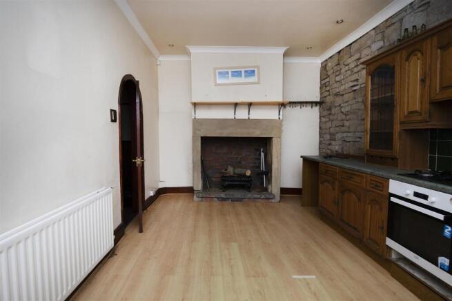 2 bed Terraced for sale Image 8