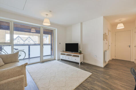 East Acton Lane, London, W3