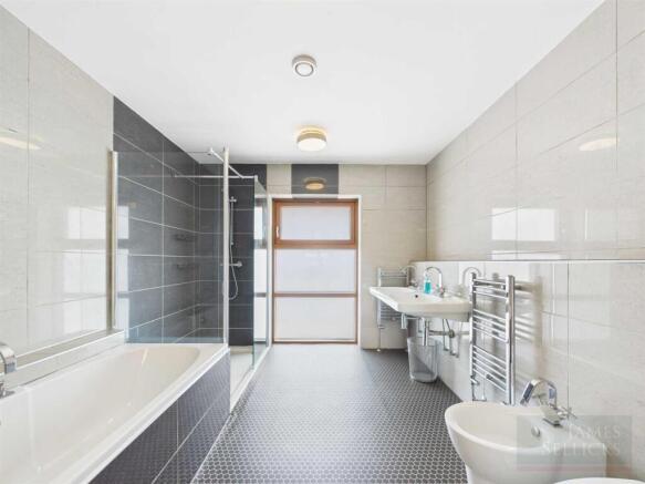 Principal ensuite