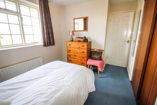 LindenBed2.JPG