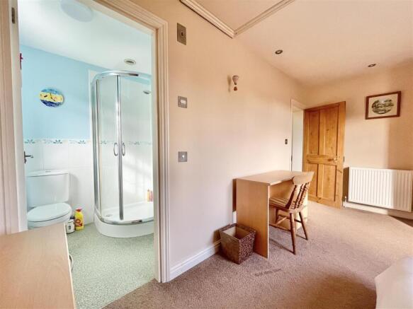 Guest En-suite