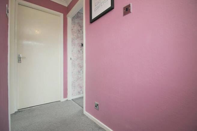 3 bed Semi-Detached for sale Image 12