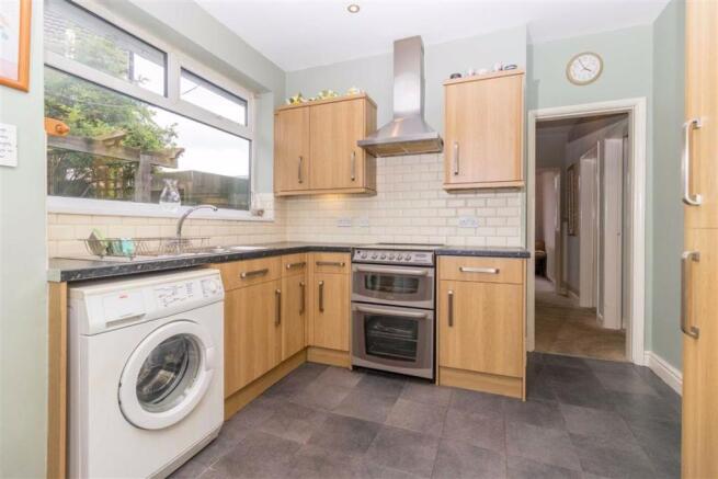 FITTED DINING KITCHEN