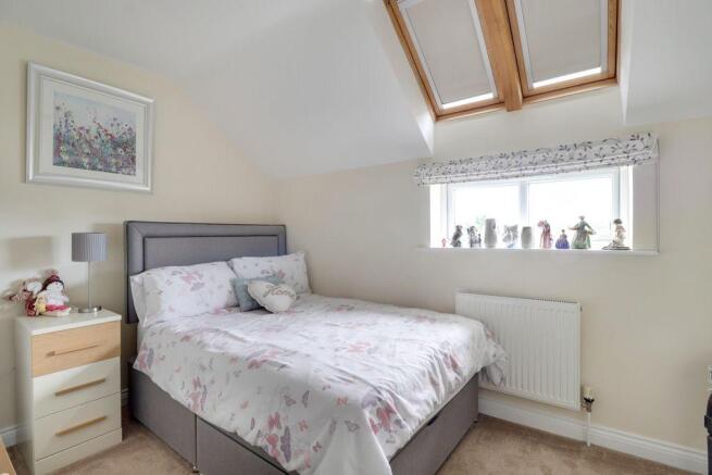 Bedroom 2 (Double)