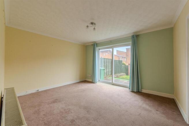 182 Charlton Greenmeadow-6.jpg