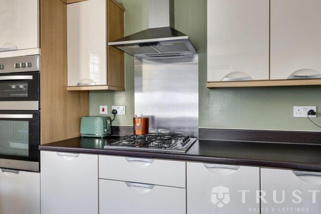 4 bed End of Terrace for sale Image 10