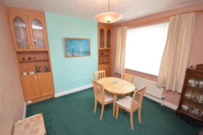 3 bed Terraced for sale Image 5