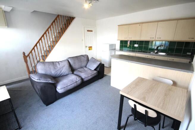 Lounge/Kitchen
