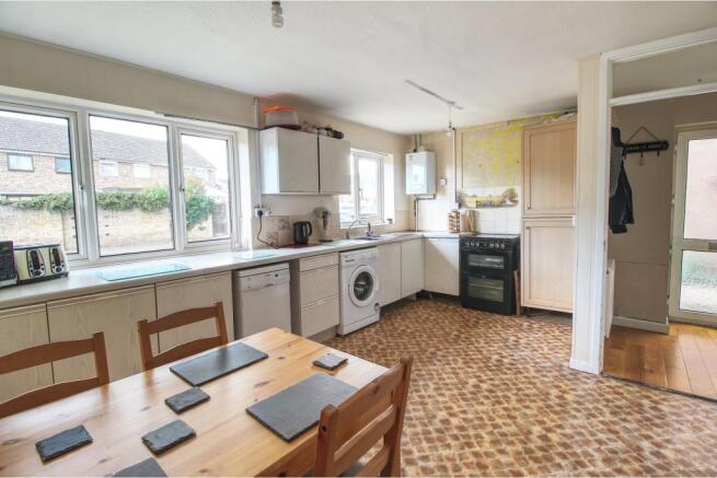 Kitchen/Dining Room