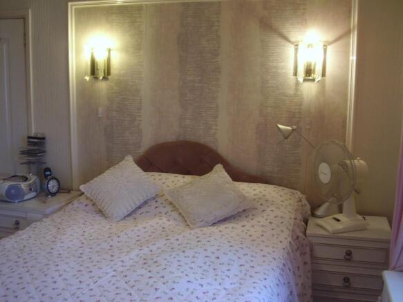 Bedroom One (2)