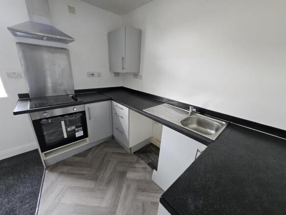 4c357584-15d4-4bd2-9879-b35267d93916.jpg