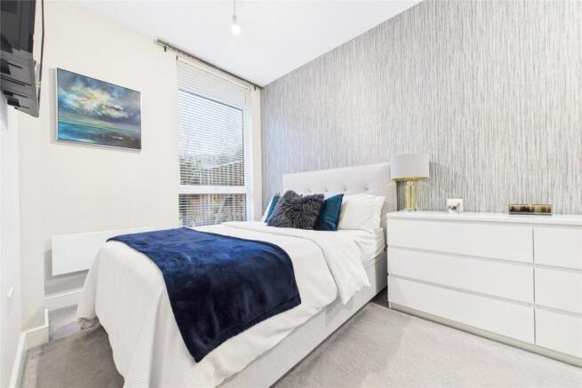 Clivemont Road, Maidenhead, Berkshire, SL6 photo 4