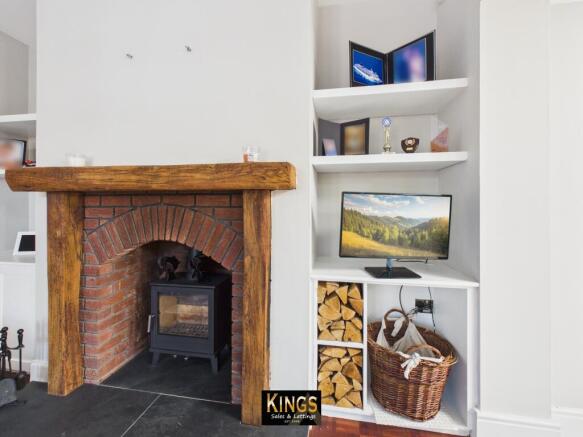3 bed Semi-Detached for sale Image 7
