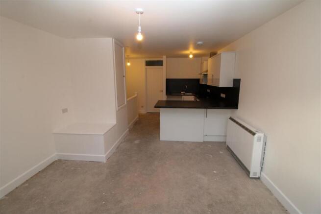 Living Room/Kitchen