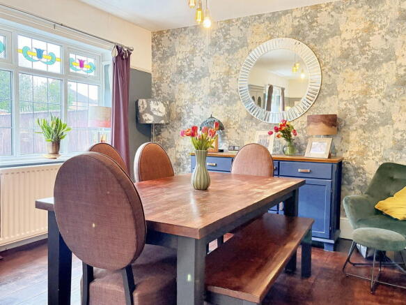 4 bed Detached for sale Image 8