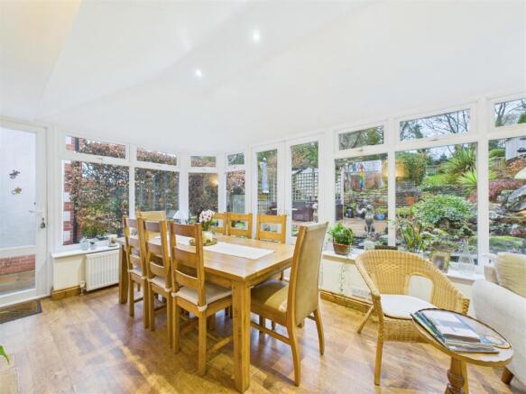 3 bed Detached Bungalow for sale Image 11