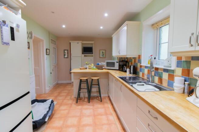3 bed Detached for sale Image 5