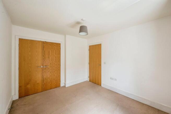 2 bed Flat for sale Image 10