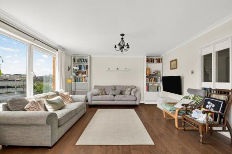 Friston House,
25 Church Road, TW9