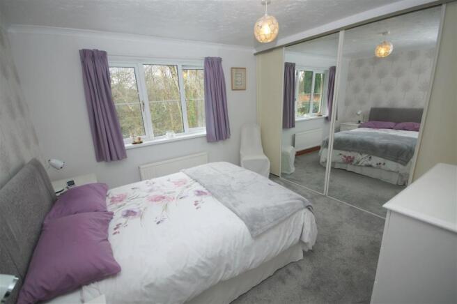Bedroom 1.JPG